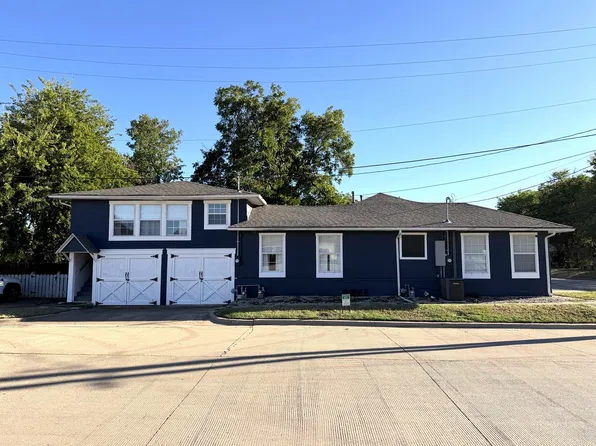 201 S Jones St, Granbury, TX 76048