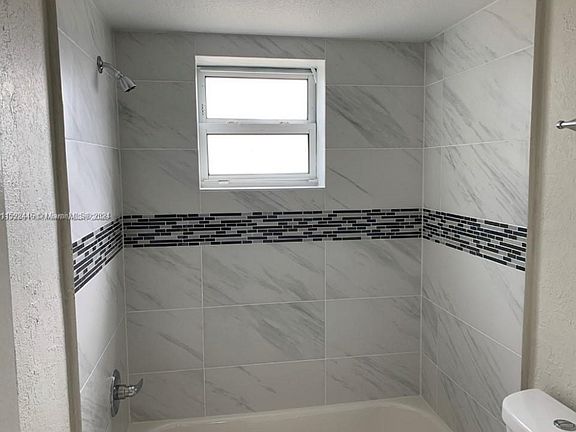 2nd image of 1101 N 22nd Ave #2