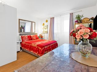 393 Avenue S #1G, Brooklyn, NY 11223
