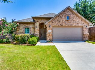 521 Corriente Trl, Azle, TX 76020