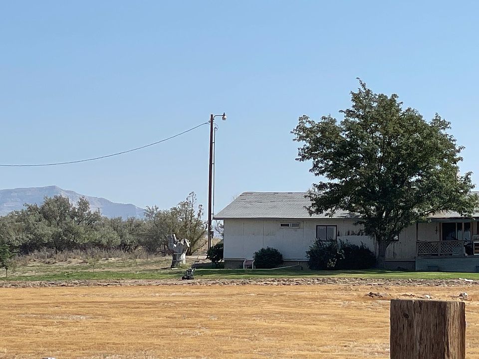 2nd image of 1660 18th Rd