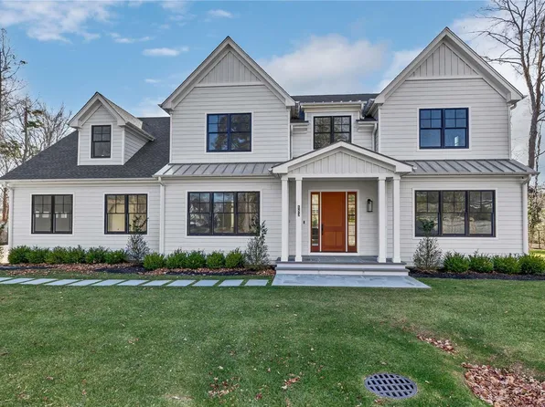 153 Newtown Lane, East Hampton, NY 11937