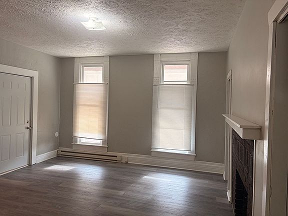 5th image of 1116 Brown St APT A