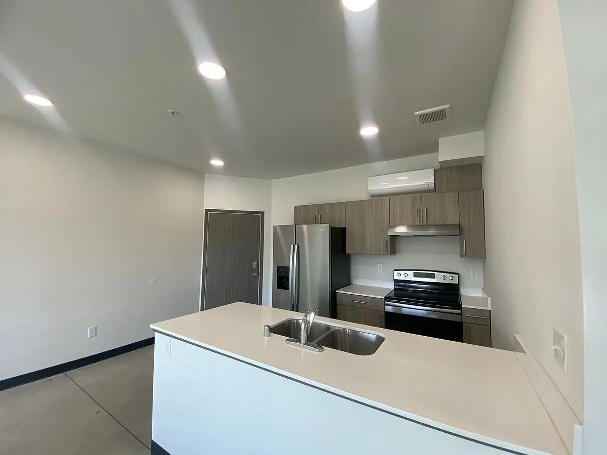Building Photo - Wall Street Apartments