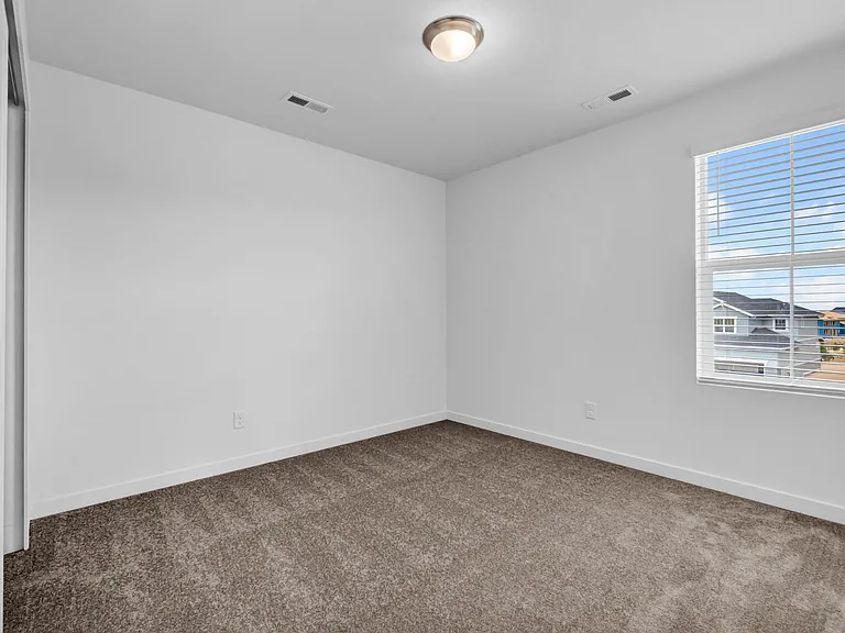 10943 Snowdon St — Photo 19