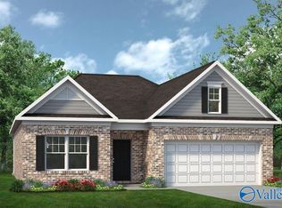 13907 Hill Place Ln, Athens, AL 35611