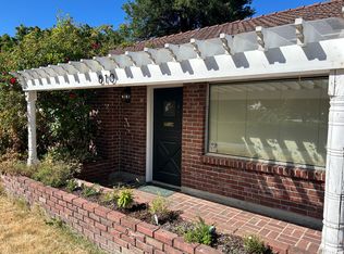 810 N Riverside Dr, Renton, WA 98057