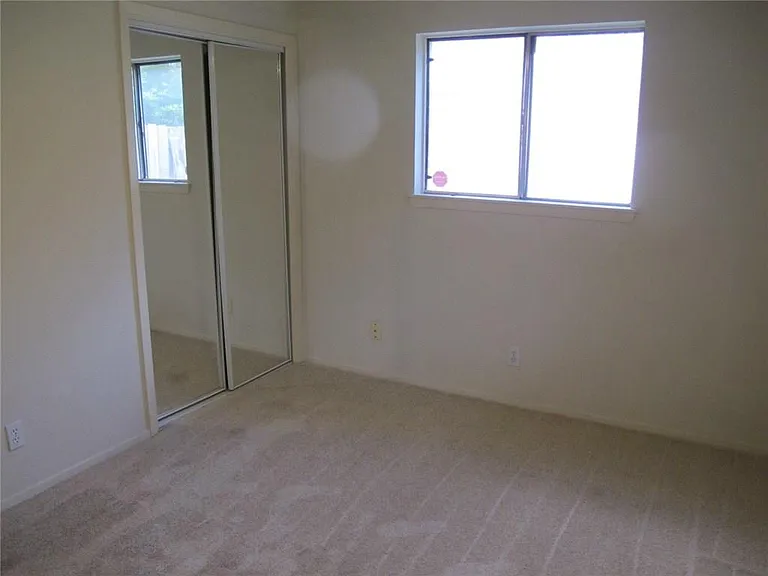 1213 S Meadows Dr — Photo 5