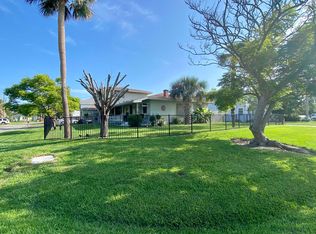 1405 5th St N #A, Jacksonville Beach, FL 32250