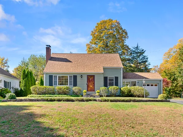 9 Brookmoor Road, West Hartford, CT 06107