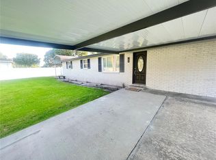 1534 McLin Dr, Plant City, FL 33565