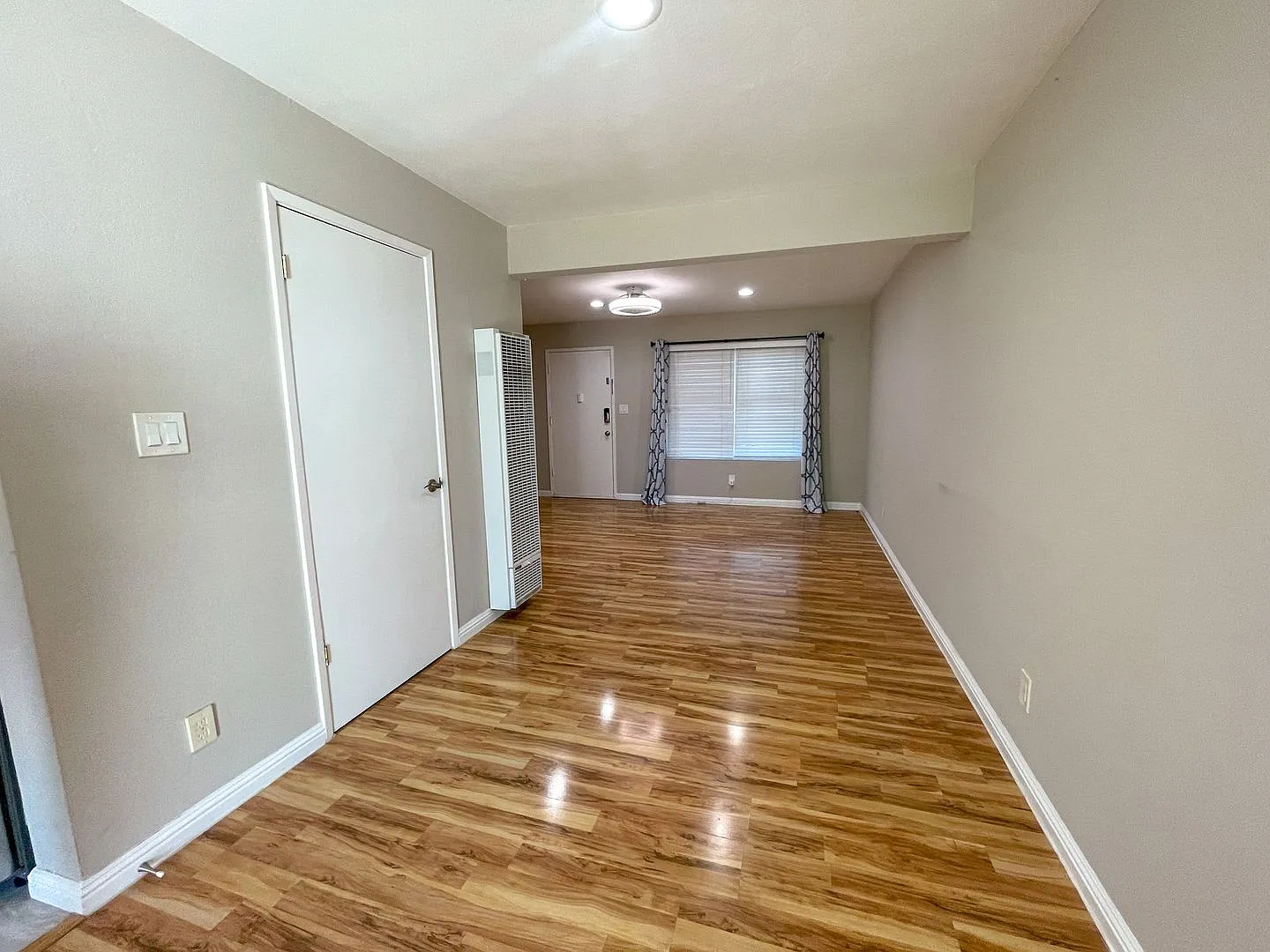 Updated 2 bed 1.5 bath townhome in central Fremont close to Fremont Bart — Photo 4