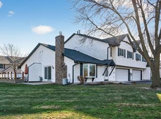 3691 Gershwin Ln N, Oakdale, MN 55128