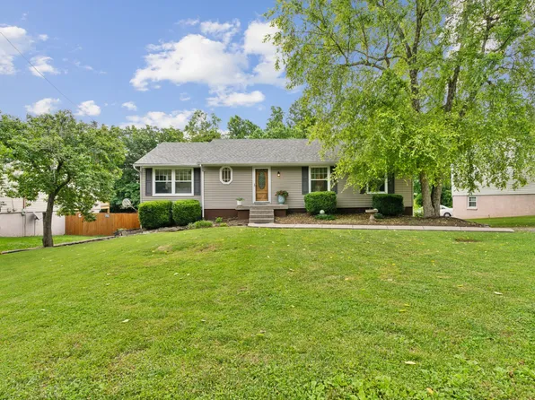 154 Timberlake Dr, Hendersonville, TN 37075