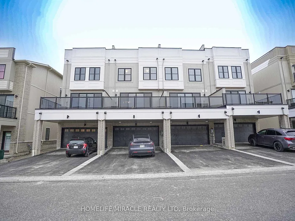 1561 Green Rd
