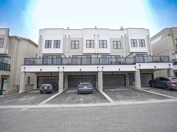 1561 Green Rd, Clarington, ON L1C 7E5