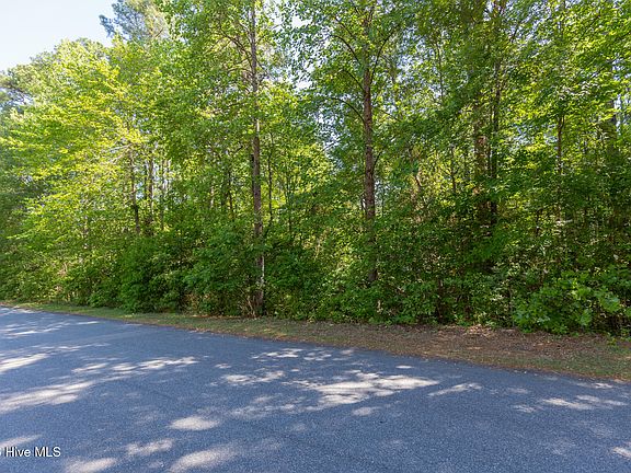 3rd image of 305 Kingswood Circle