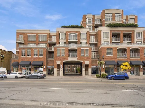 10101 Yonge St #702, Richmond Hill, ON L4C 0V6