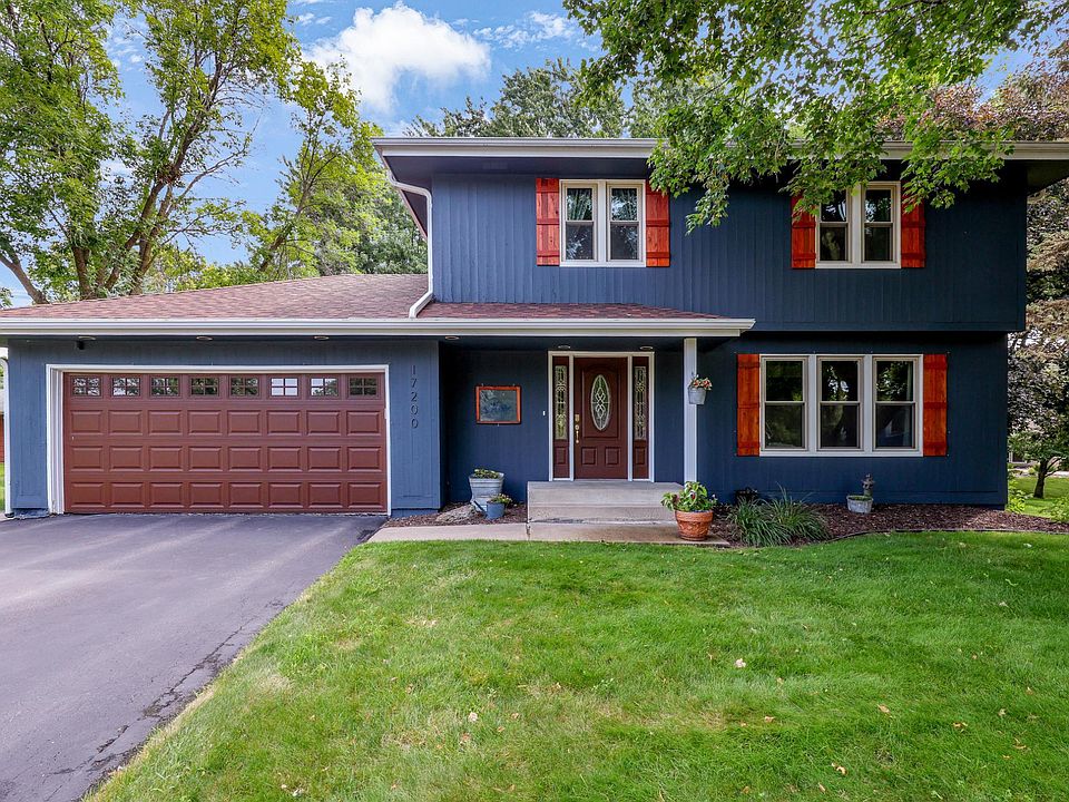 1st image of 17200 Barberry Cir