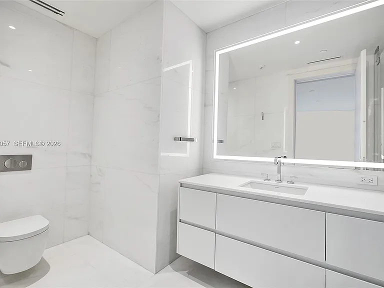300 Biscayne Boulevard Way #505C — Photo 17
