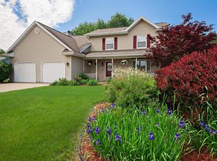 3968 Green Acre Dr, Saint Joseph, MI 49085