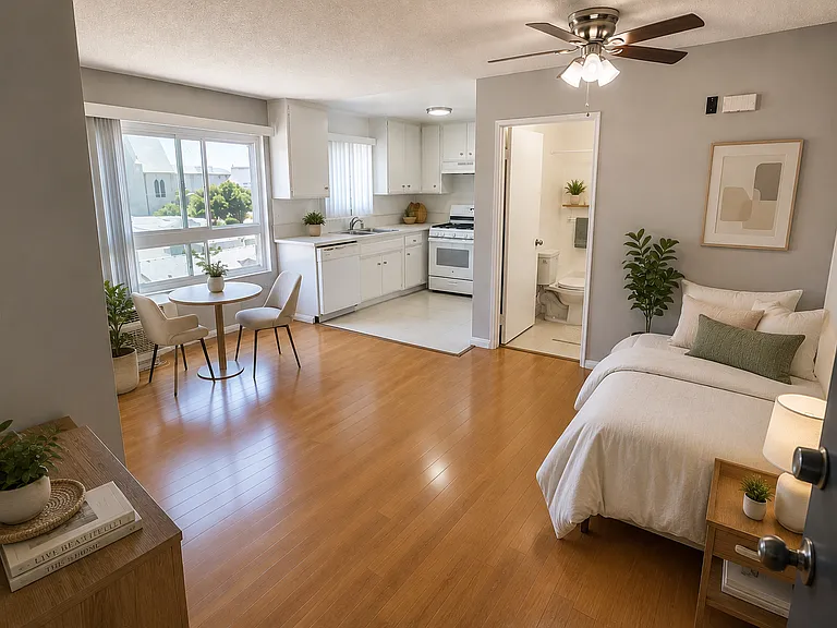 4247 Inglewood Blvd #202 — Photo 4