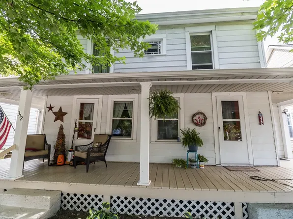 310 Western Ave, Brookville, OH 45309