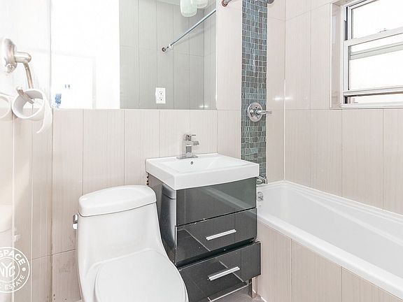 5th image of 191 Troutman St #4Y