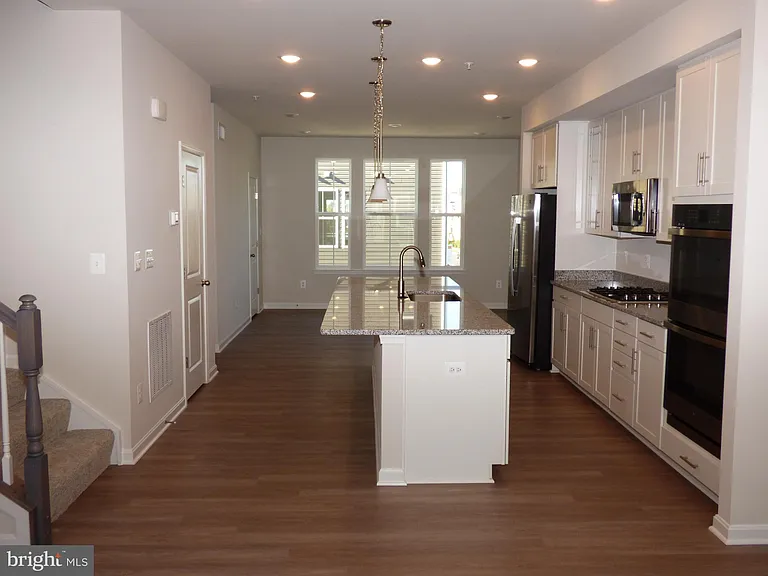 2583 Hopton Ln — Photo 10
