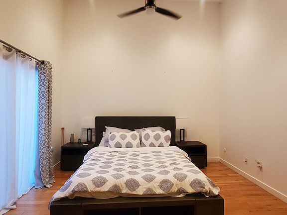5th image of 746 N Eucalyptus Ave APT 5