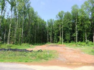 23 Yancey Rd, Newark, DE 19702