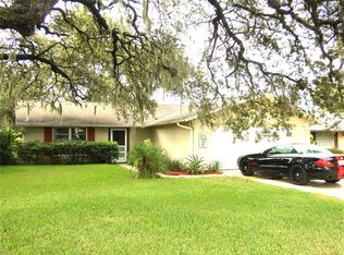 8140 San Felipe Ct, Port Richey, FL 34668