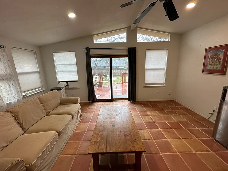 3206 Bruce Dr #B — Photo 16