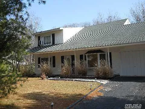 42 Patricia Ln Photo 1