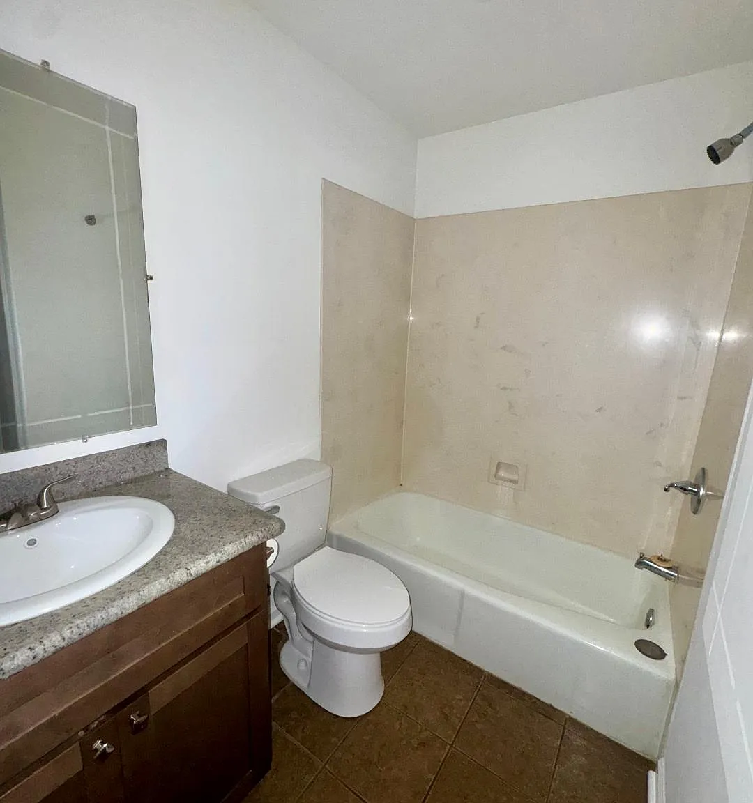 1 bed, 600 sqft, $1,000 — Photo 4