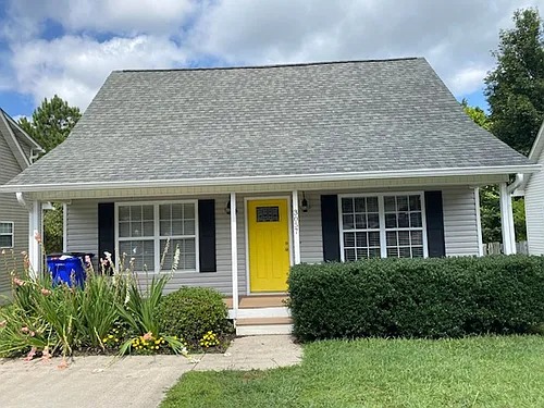 3057 Holly Brook Cir NE Photo 1