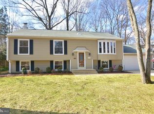 1513 Elwyn Ave, Crofton, MD 21114