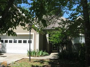 300 Winchester Pl, Macon, GA 31220