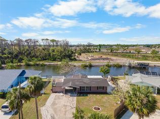 1030 Drury Ln, Englewood, FL 34224