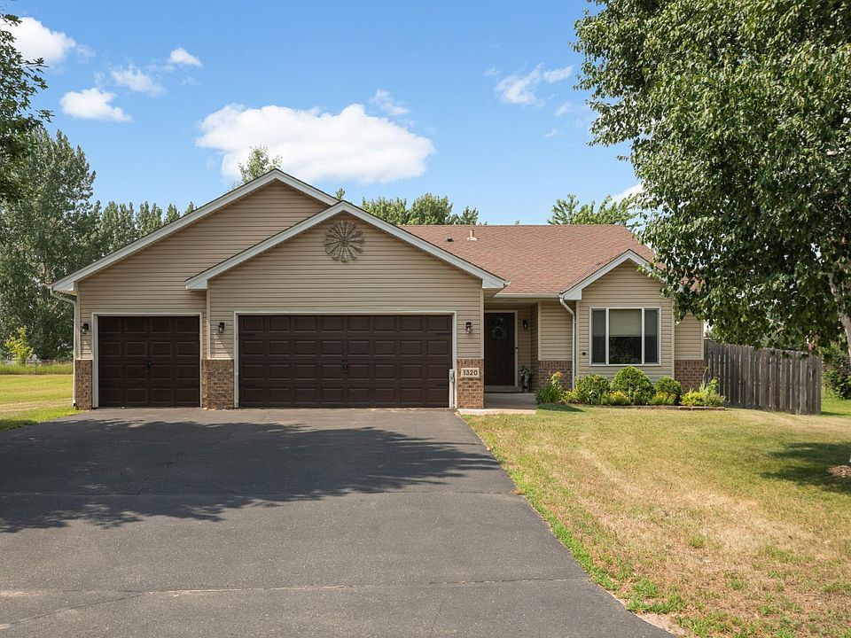 1st image of 1320 Honeysuckle Ln