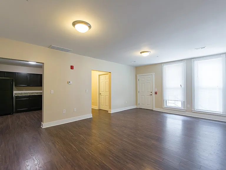 632 N College Ave — Photo 27