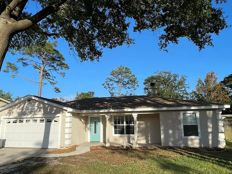 2517 Shady Oak Ct — Photo 1