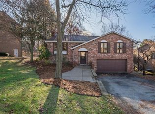 529 Forrest Ave, Houston, PA 15342