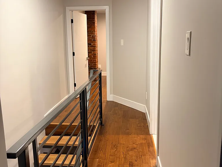 2408 S Darien St — Photo 2
