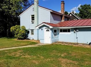 372 Tarbox Rd, Plainfield, CT 06374