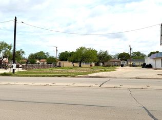 5226 S 7th St, Abilene, TX 79605