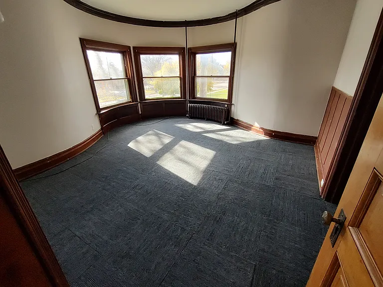 299 Capital Ave NE #B1 — Photo 6
