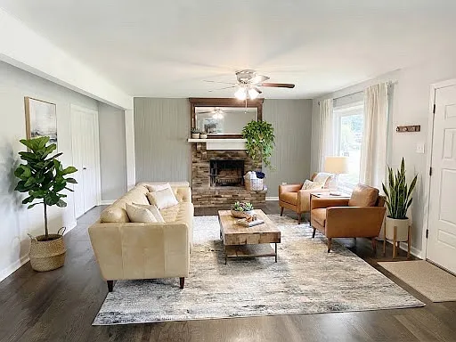 4 bed, 2200 sqft, $2,595 — Photo 4