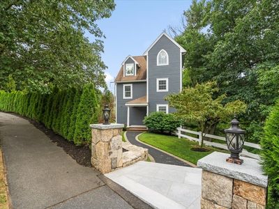 2 Tanglewood Dr, Saugus, MA, 01906