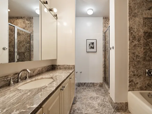 201 East 80th Street 25A image 17 of 17